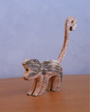 Macaco Decorativo de Madeira
