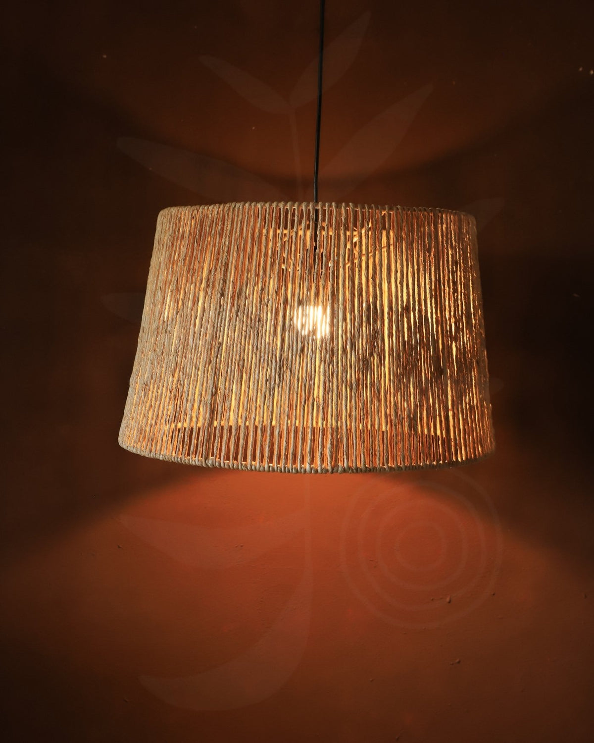 Luminária Pendente de Palha Aramada G