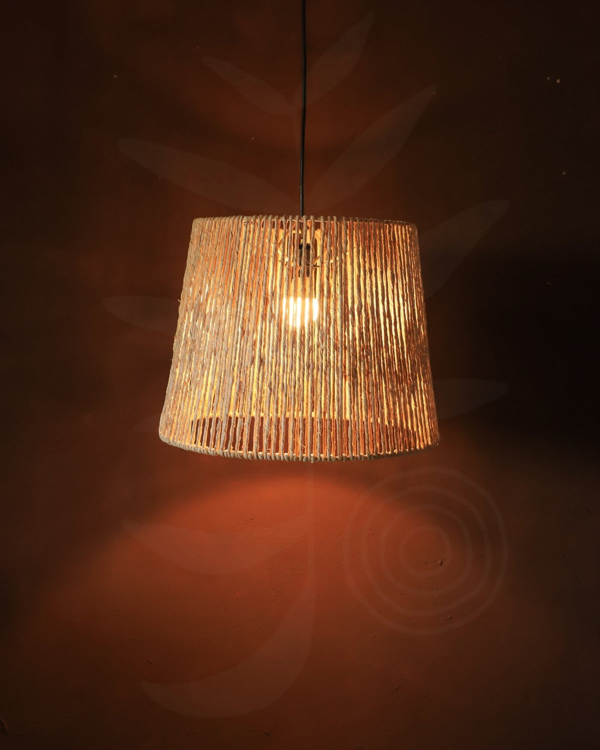 Luminária Pendente de Palha Aramada M