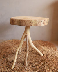 Banco de Madeira Leno MOD6