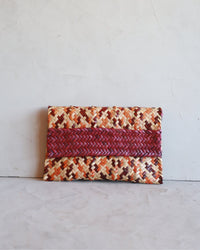 Clutch de Palha de Piaçava Roxa e Laranja M