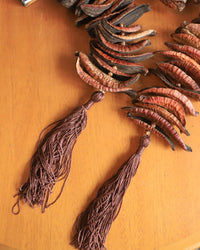 Colar Decorativo Língua de Vaca e Viscose Bronze